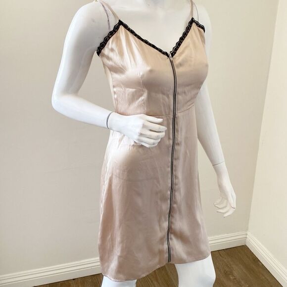 Reformation Dresses & Skirts - Reformation Katherine Exposed Zipper Front Slip Dress Champagne Black Lace Trim